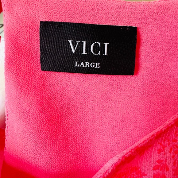 Vici Vibrant Pink Top - Picture 2 of 3